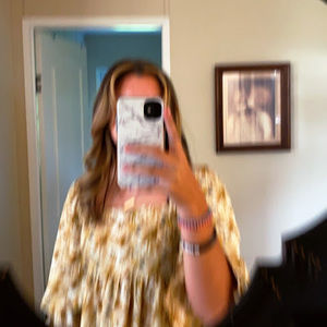 Meet your Posher, Addy